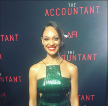 How tall is Cynthia Addai-Robinson?